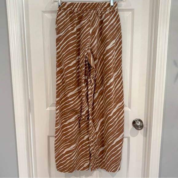 A New Day Tan Zebra Print Wide Legged Linen Blend Pants Women Size XS Pockets - Picture 10 of 14